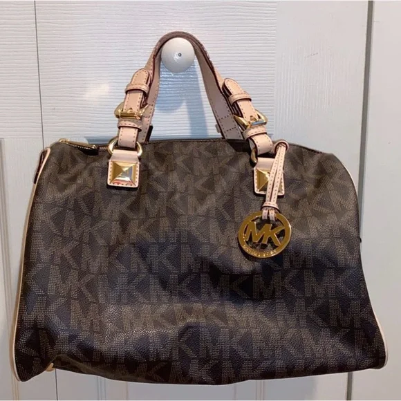 Michael Kors Grayson Medium Logo Satchel - Picture 1 of 3